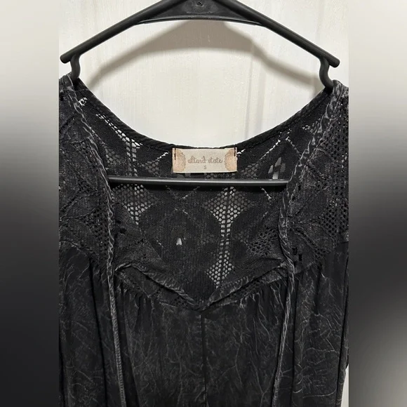 Altered State - Picture 2 of 3